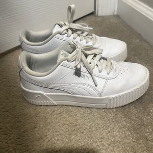 Puma sneakers soft foam kids size 3 good condition